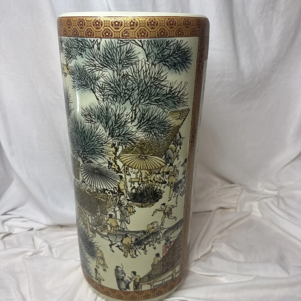 Vintage Chinese Porcelain 18